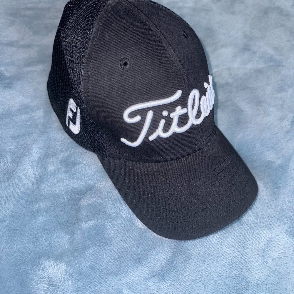 Titleist Golf Hat - Size M-L